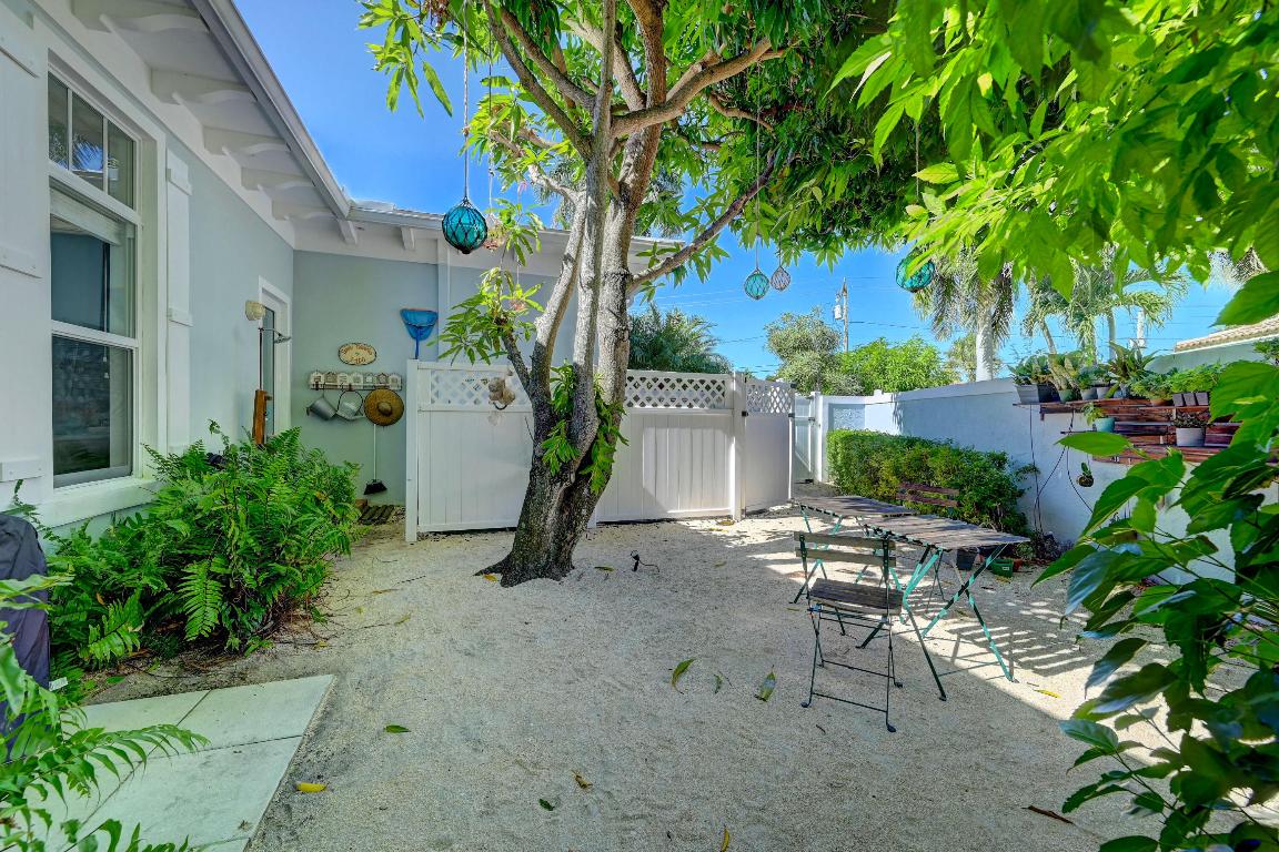 3400 NE 6th Boca Raton, FL 33431