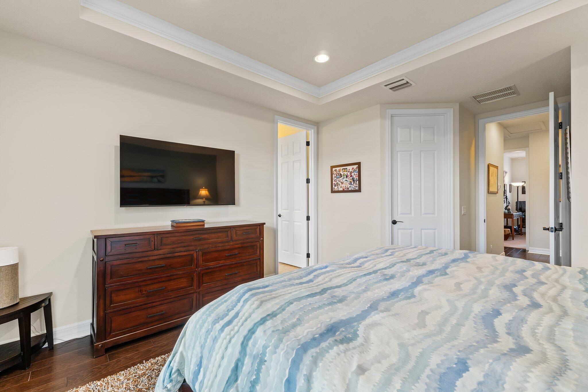 1077 N Prescott Dr Jupiter, FL 33458