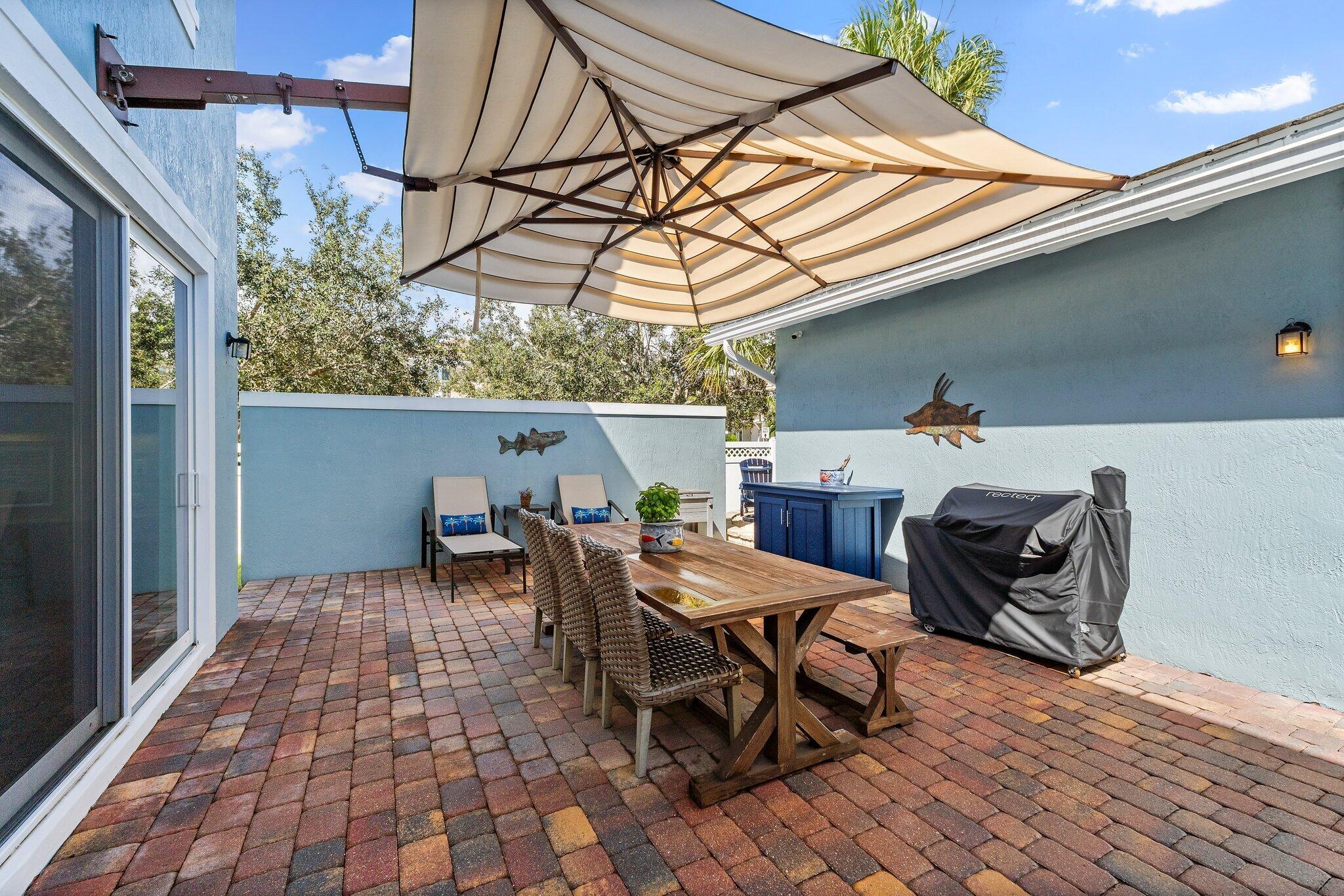 1077 N Prescott Dr Jupiter, FL 33458