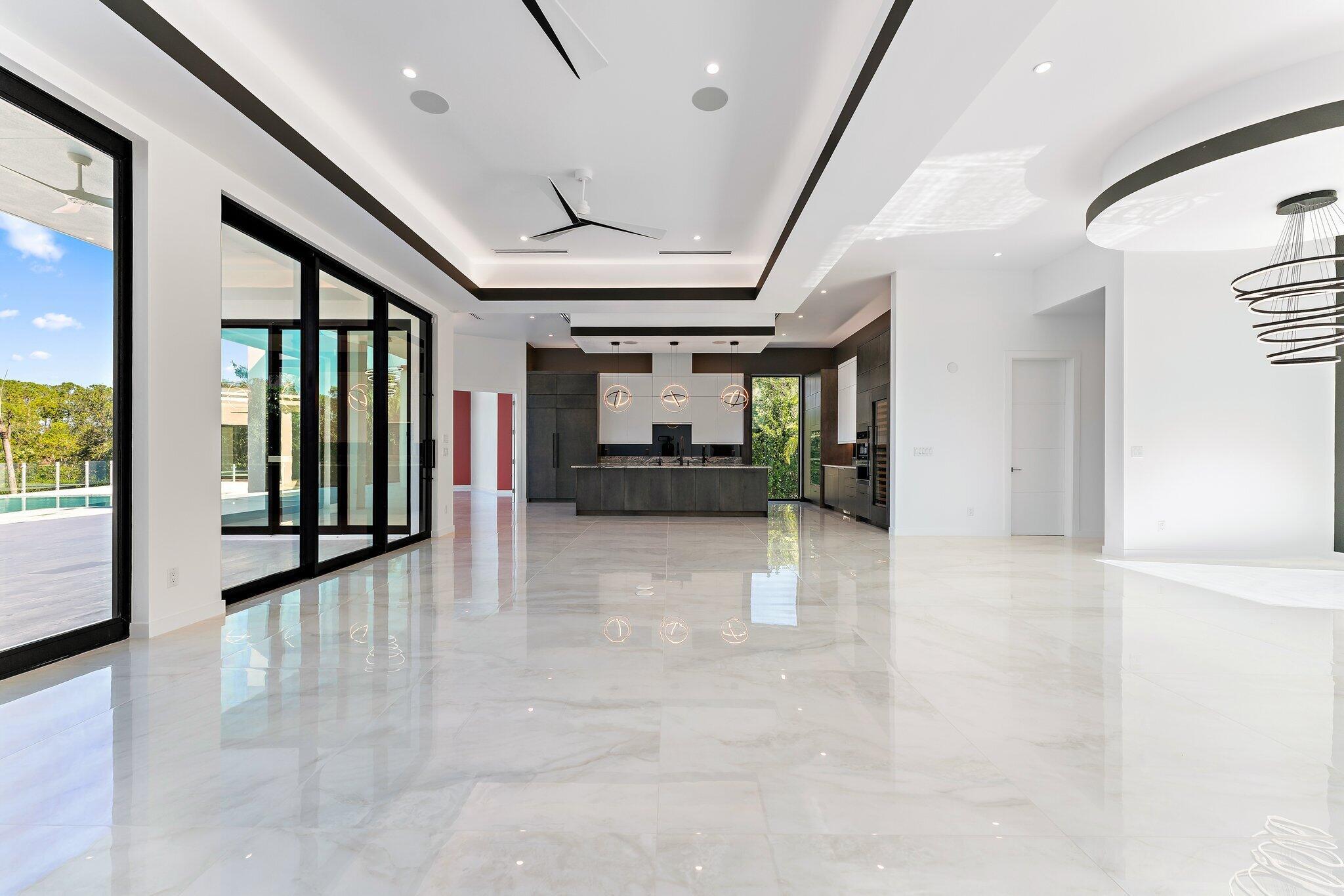 8309 SE Rivers Edge St Jupiter, FL 33458