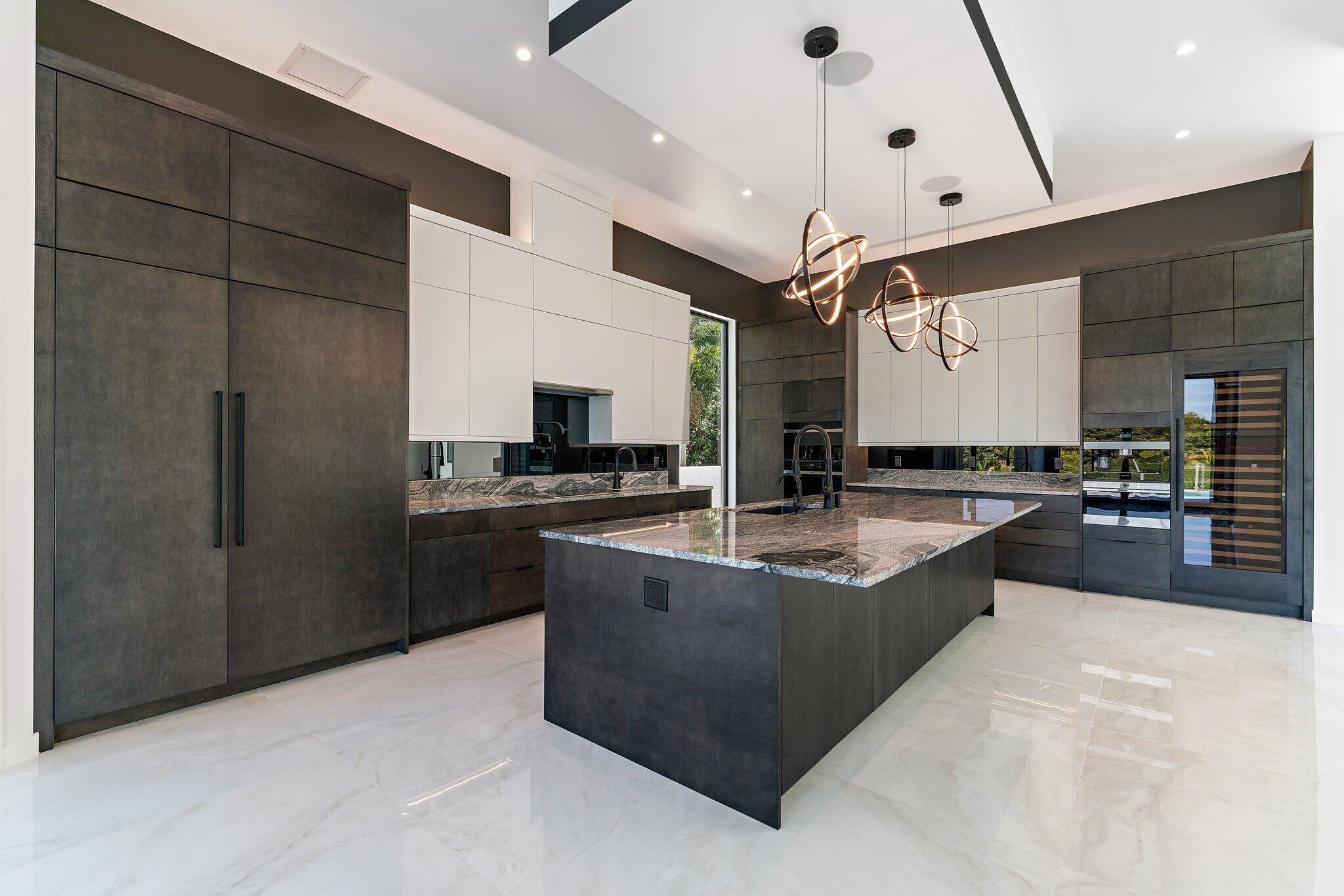 8309 SE Rivers Edge St Jupiter, FL 33458