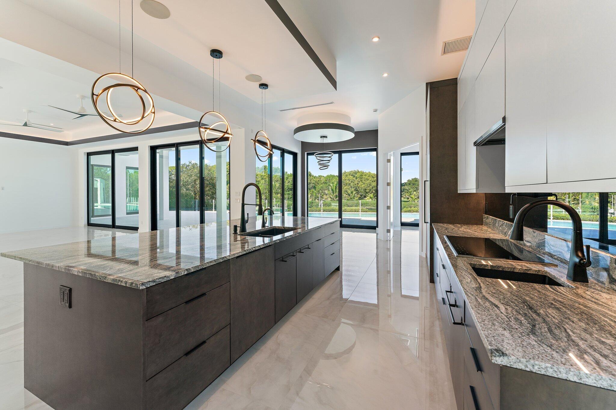 8309 SE Rivers Edge St Jupiter, FL 33458