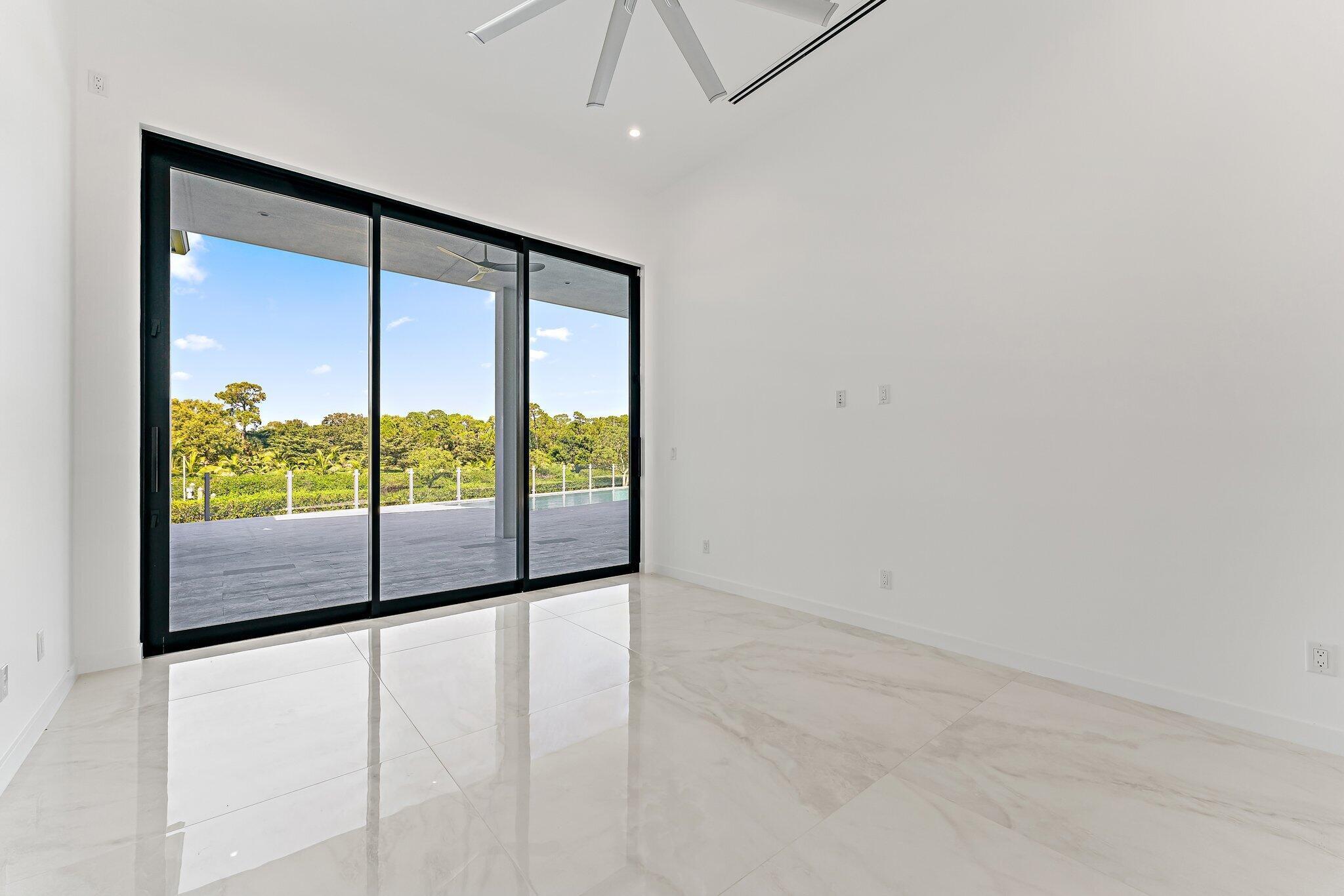 8309 SE Rivers Edge St Jupiter, FL 33458