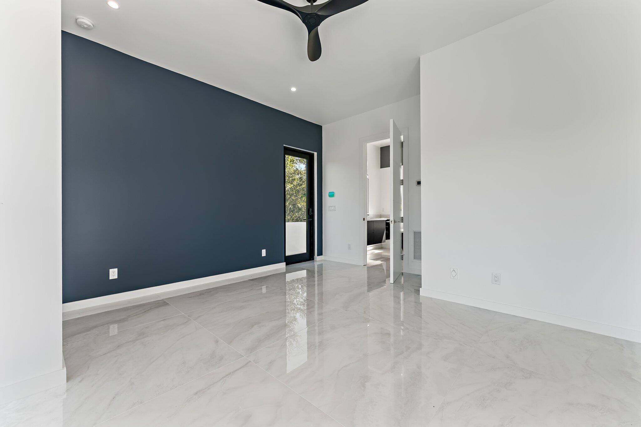 8309 SE Rivers Edge St Jupiter, FL 33458