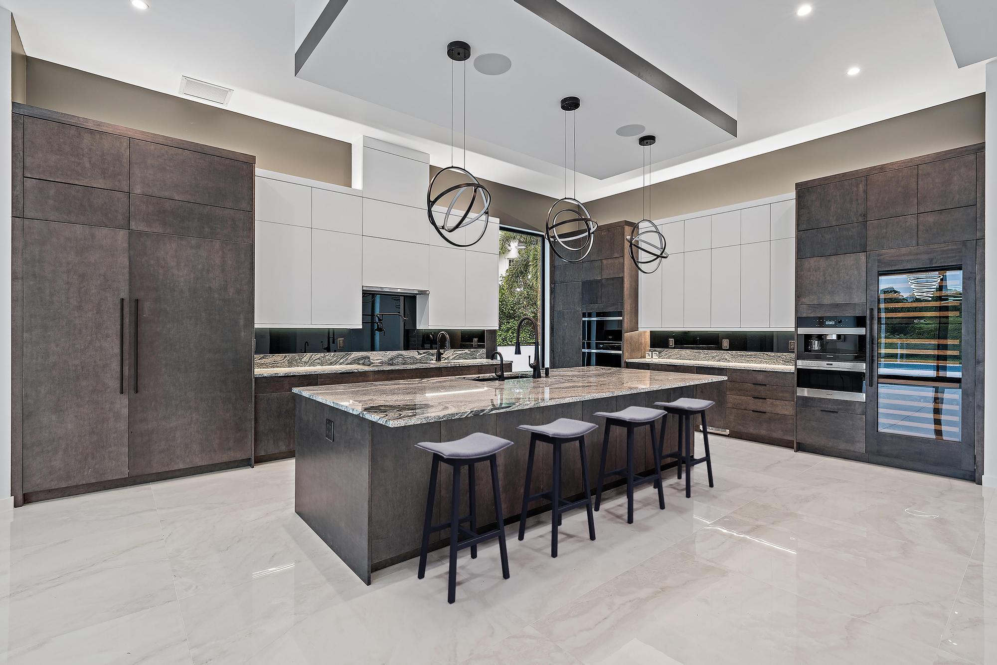 8309 SE Rivers Edge St Jupiter, FL 33458