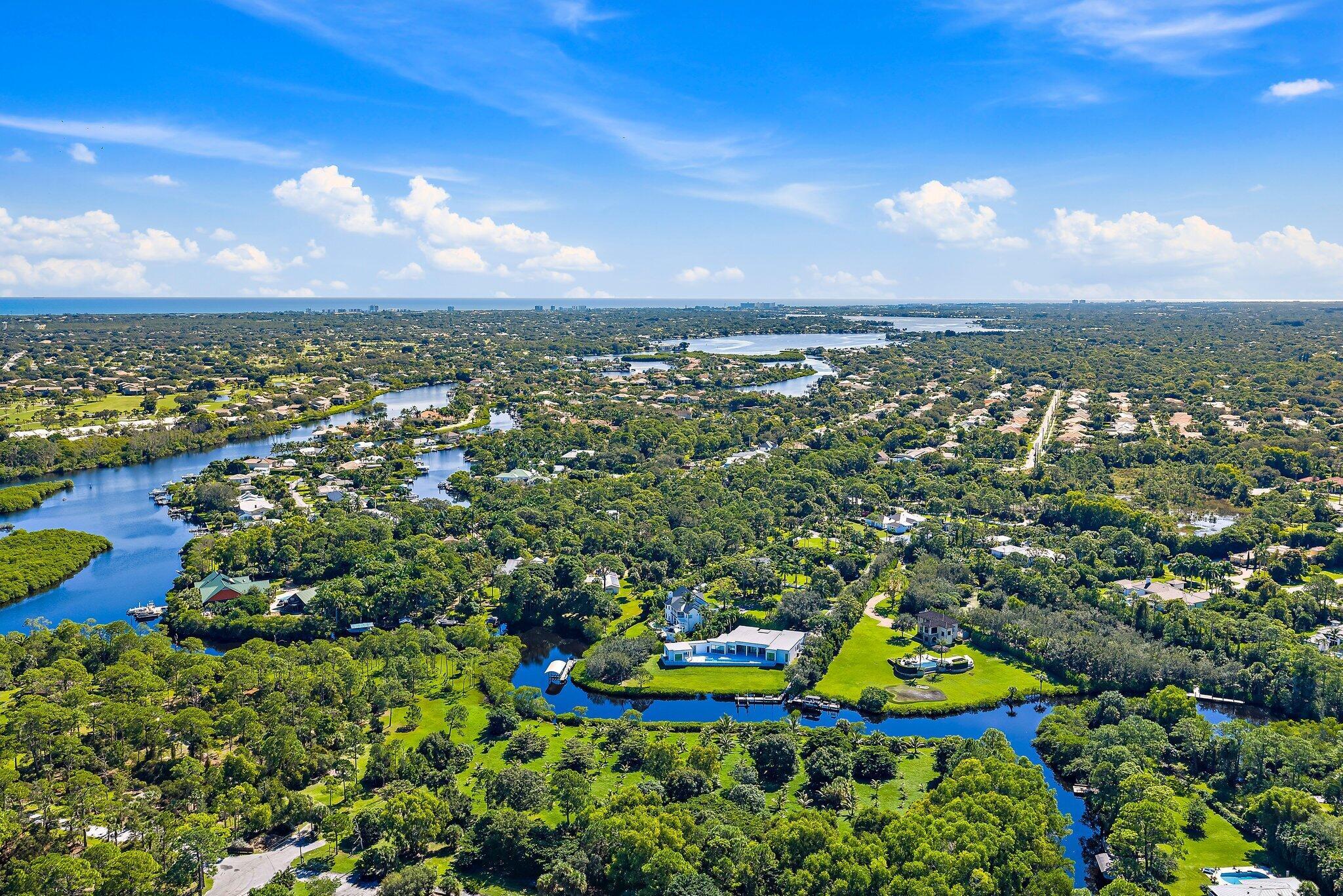 8309 SE Rivers Edge St Jupiter, FL 33458