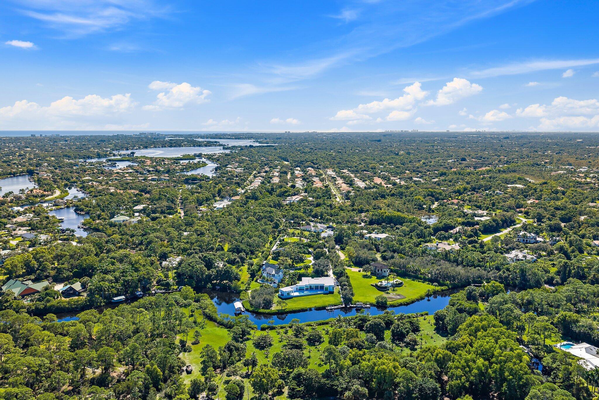 8309 SE Rivers Edge St Jupiter, FL 33458