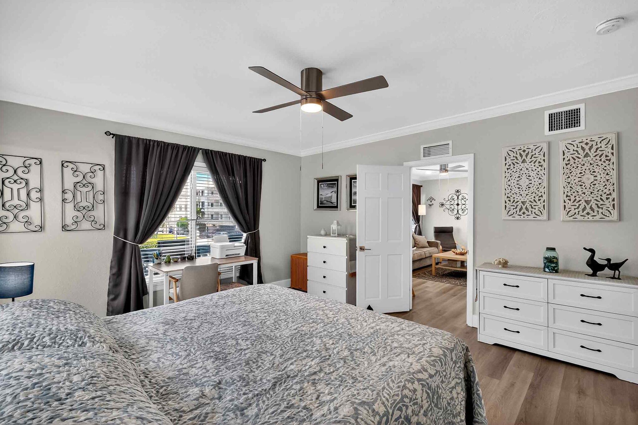 1004 Pennsylvania Ave #7 Miami Beach, FL 33139