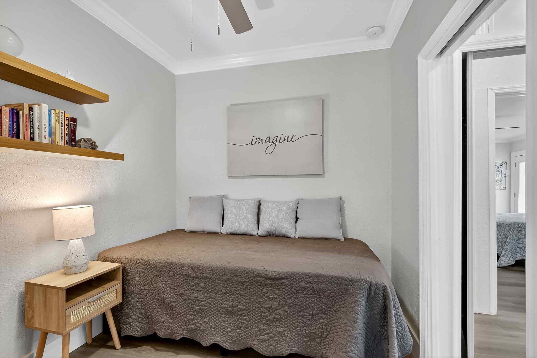 1004 Pennsylvania Ave #7 Miami Beach, FL 33139