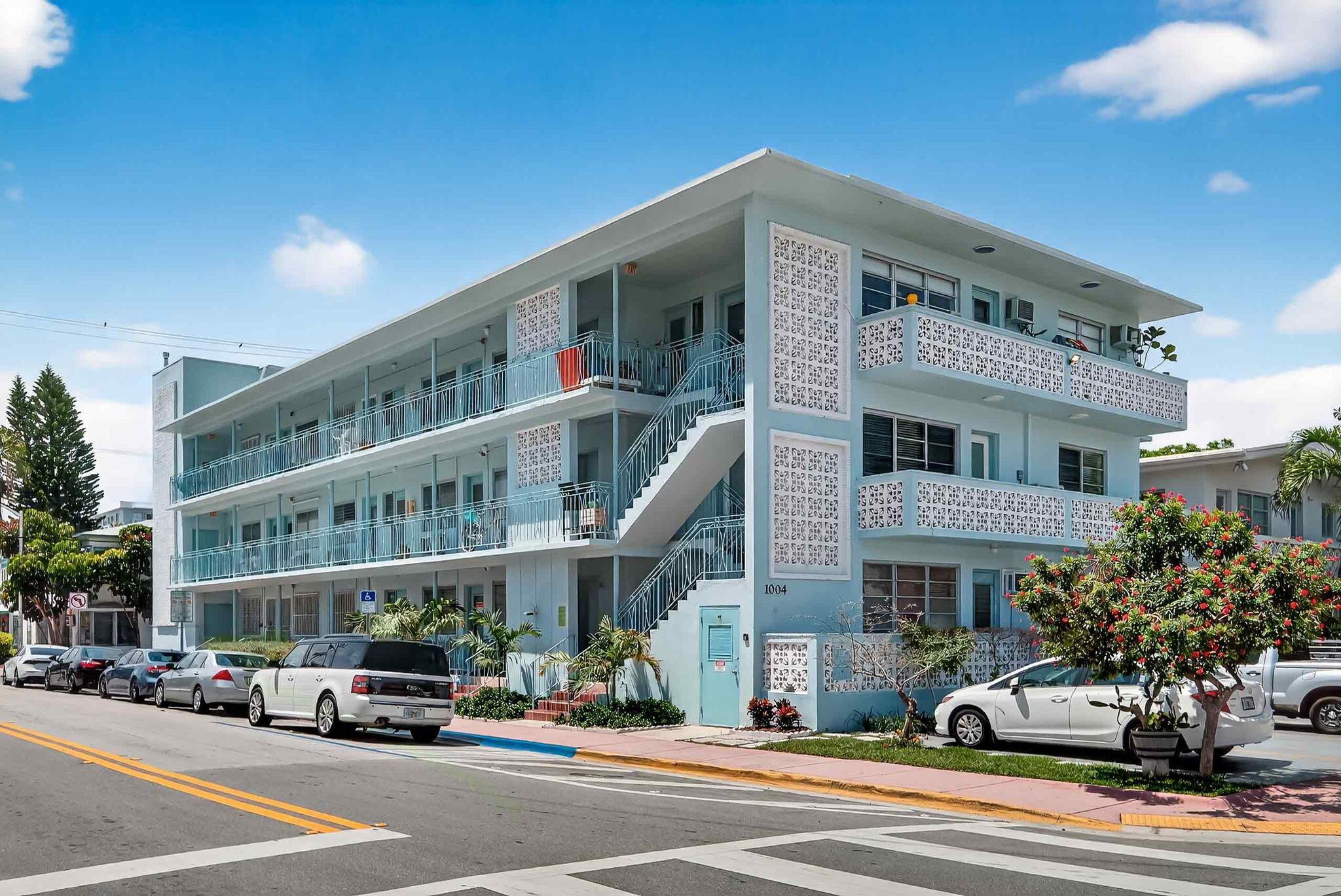 1004 Pennsylvania Ave #7 Miami Beach, FL 33139