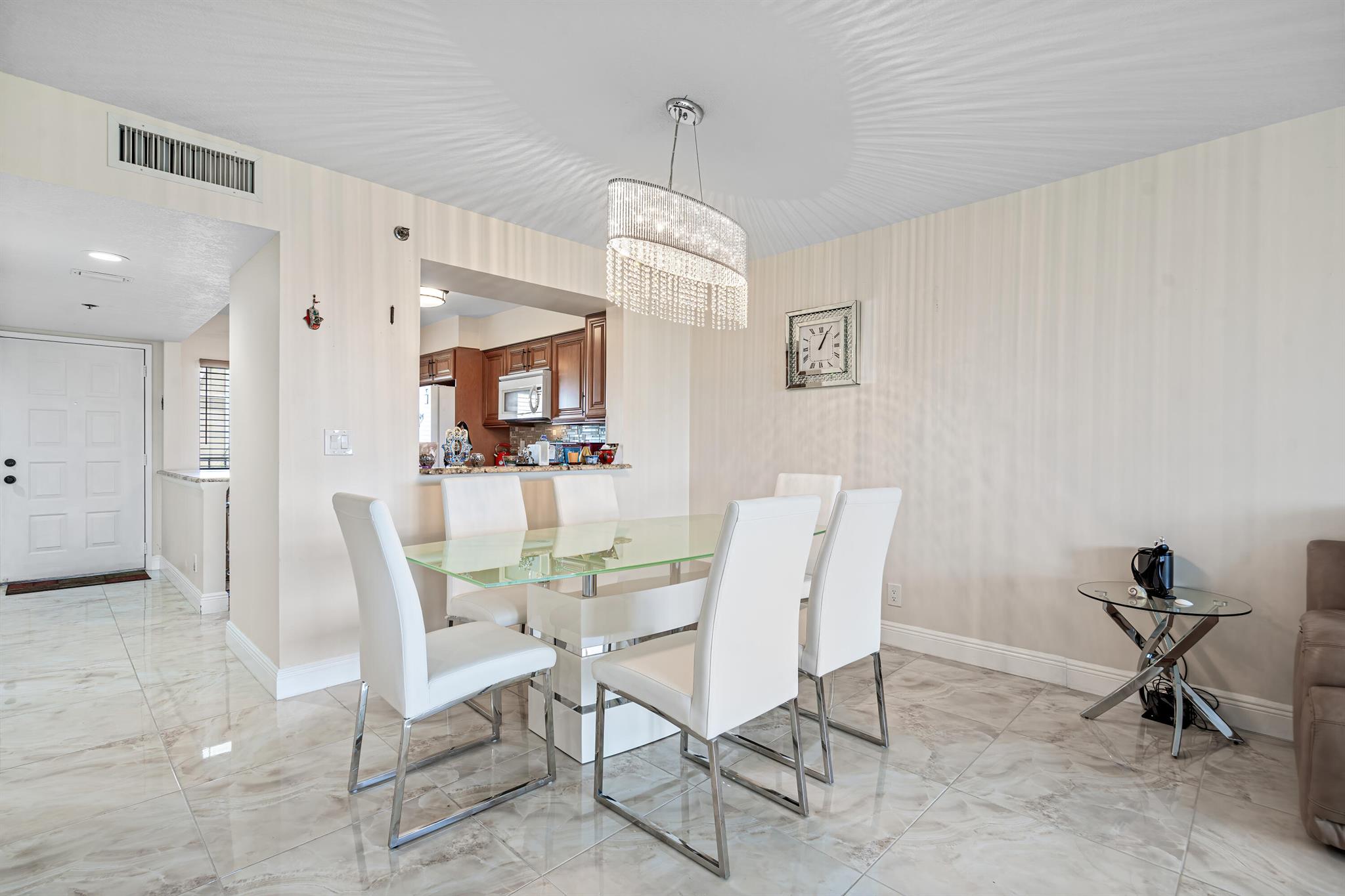 7290 Kinghurst Dr #607 Delray Beach, FL 33446