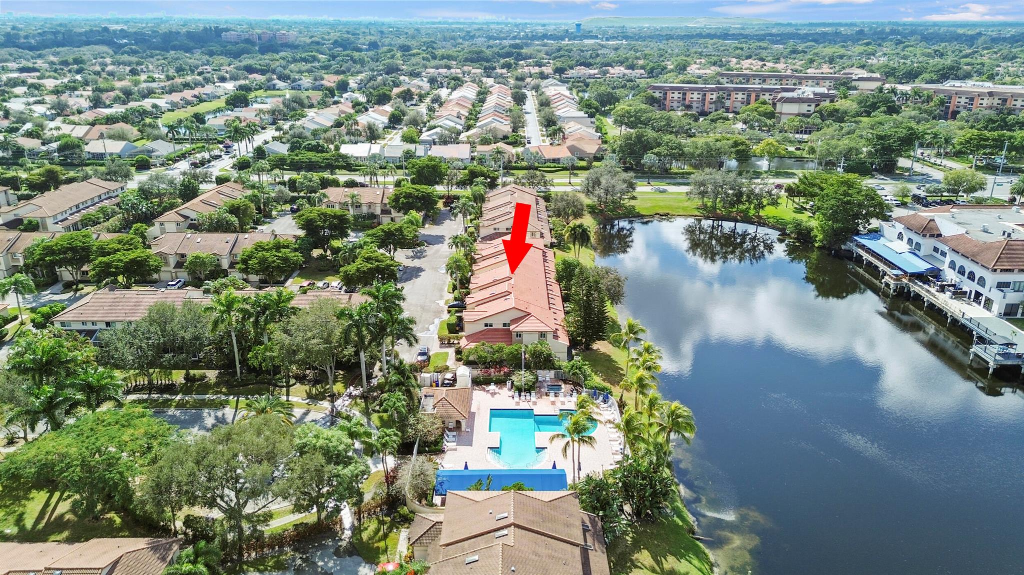 6822 Via Regina Boca Raton, FL 33433