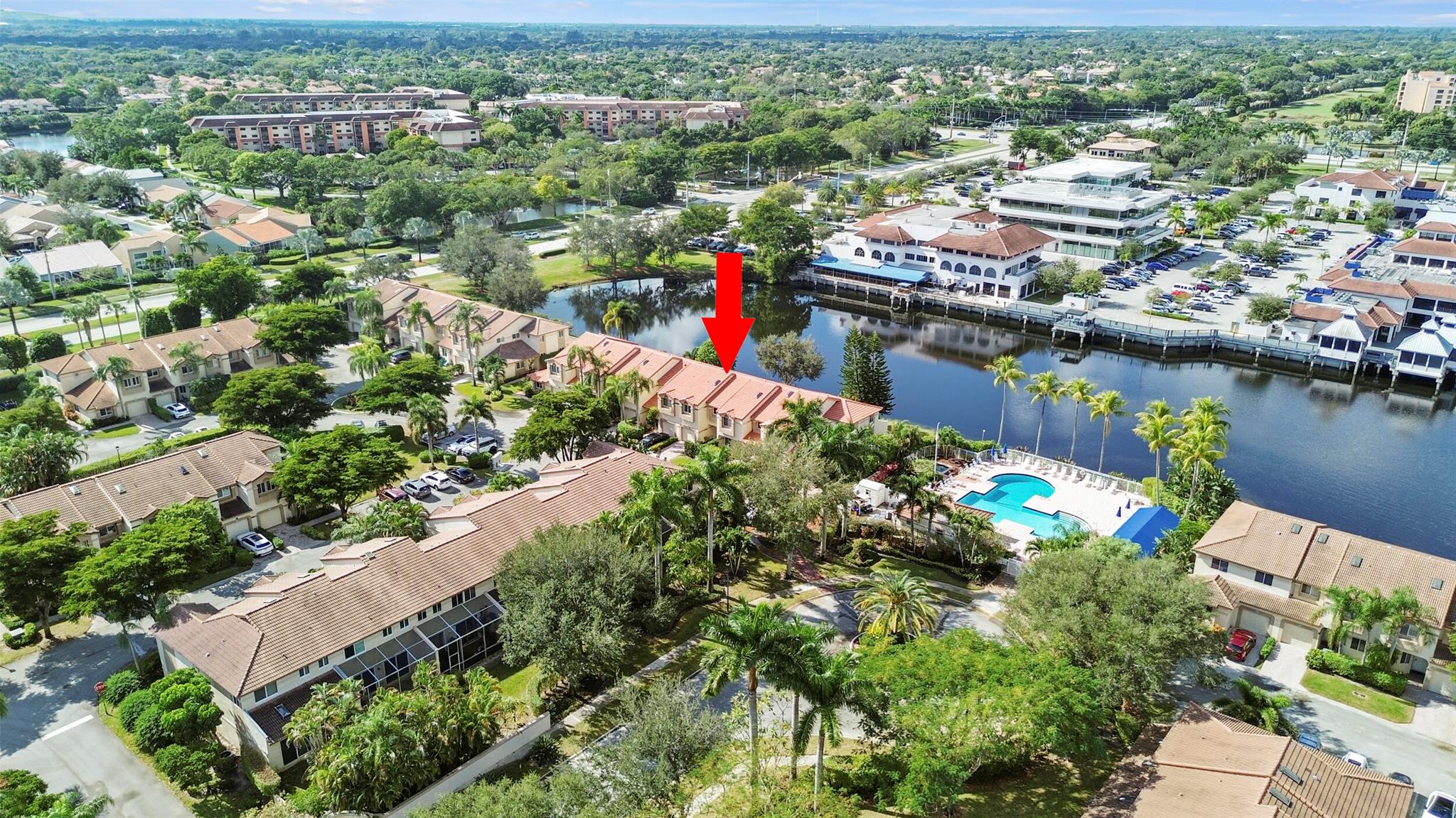 6822 Via Regina Boca Raton, FL 33433