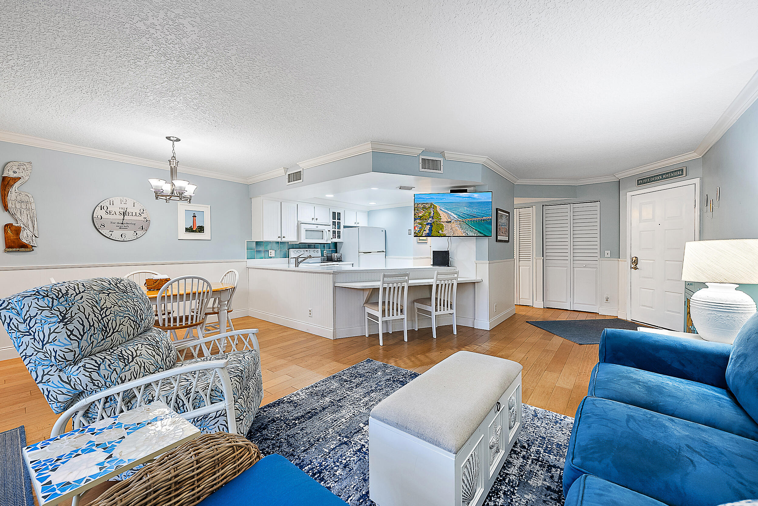 1605 S Us Hwy 1 #E204 Jupiter, FL 33477