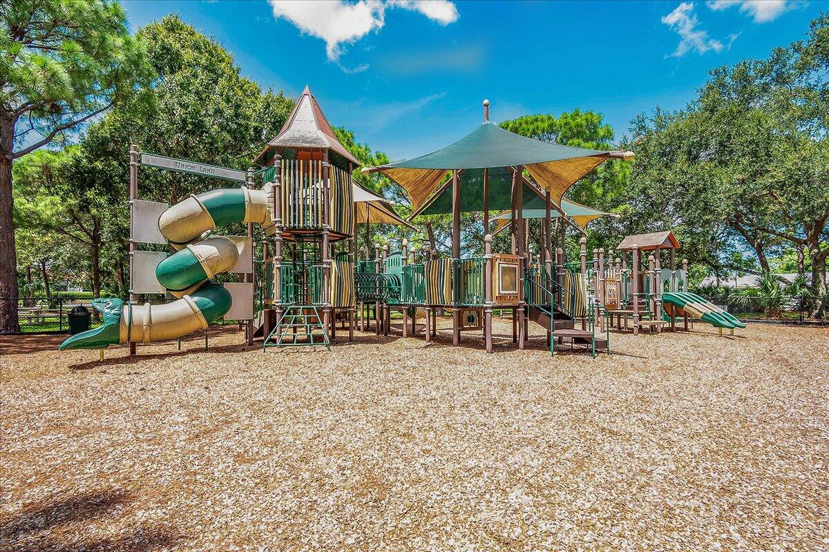 404 Lakewood #3a Jupiter, FL 33458