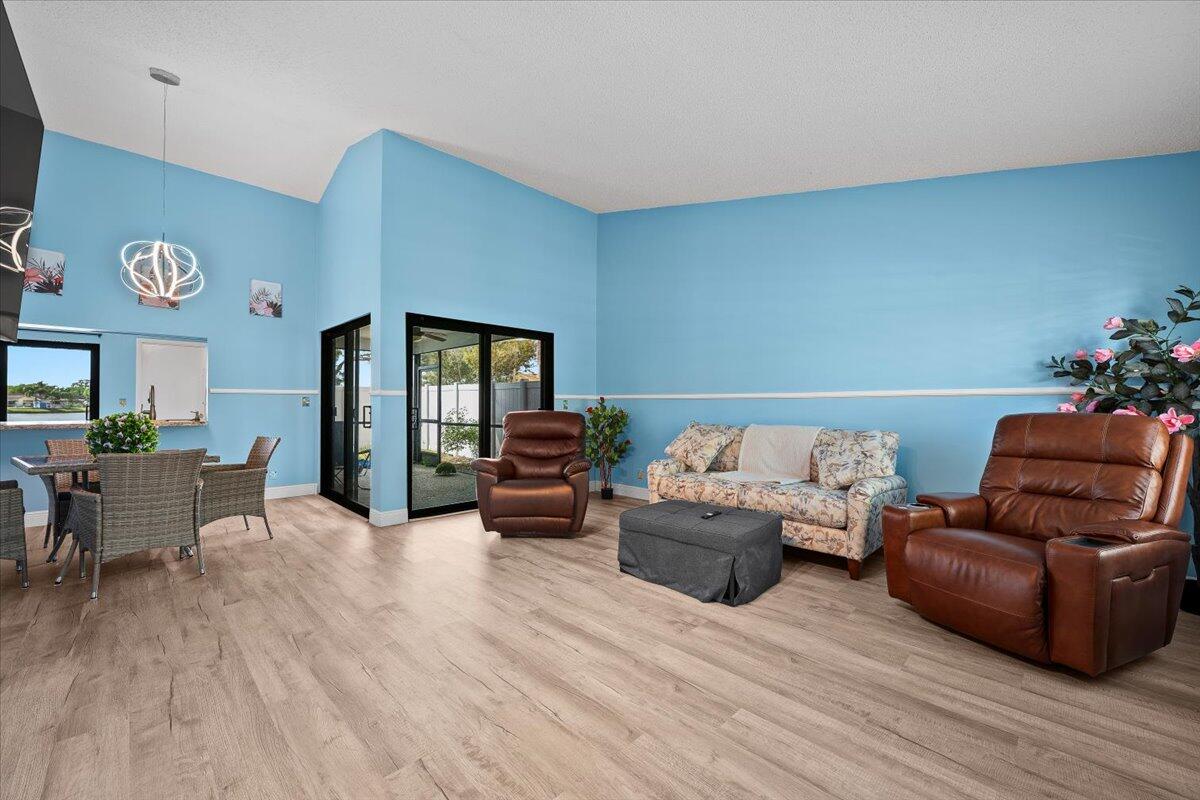 404 Lakewood #3a Jupiter, FL 33458