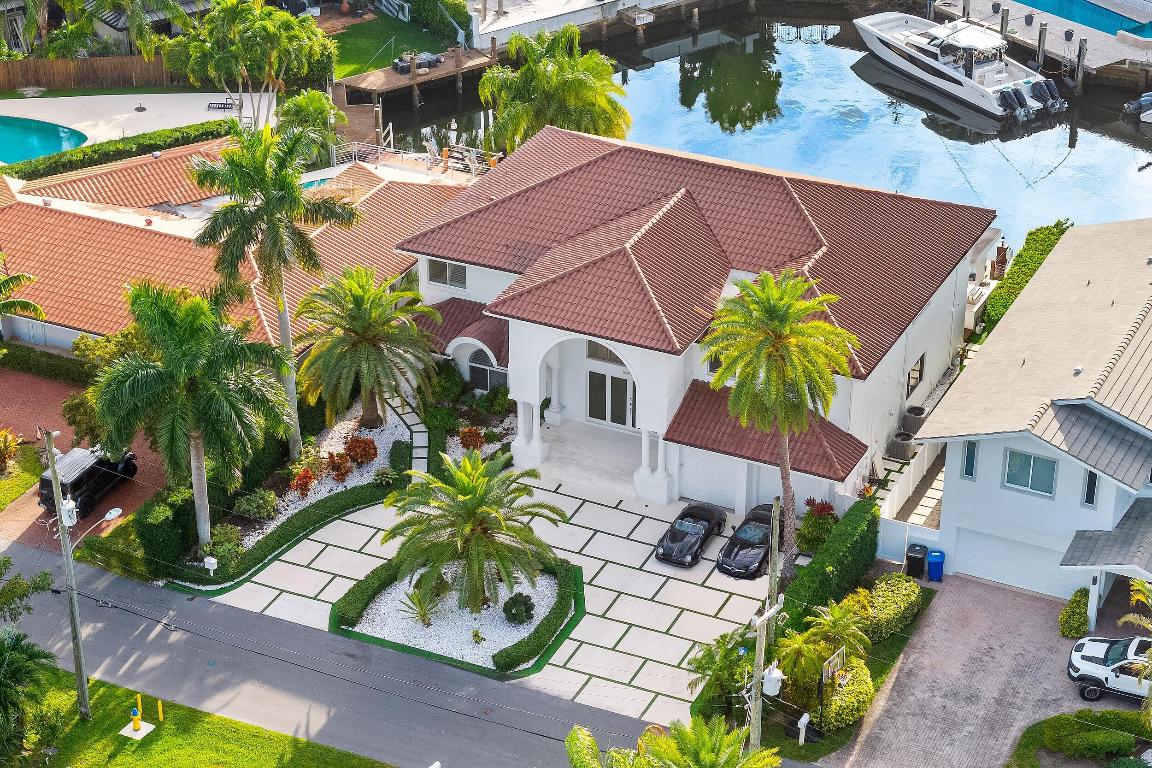 16430 NE 30th North Miami Beach, FL 33160