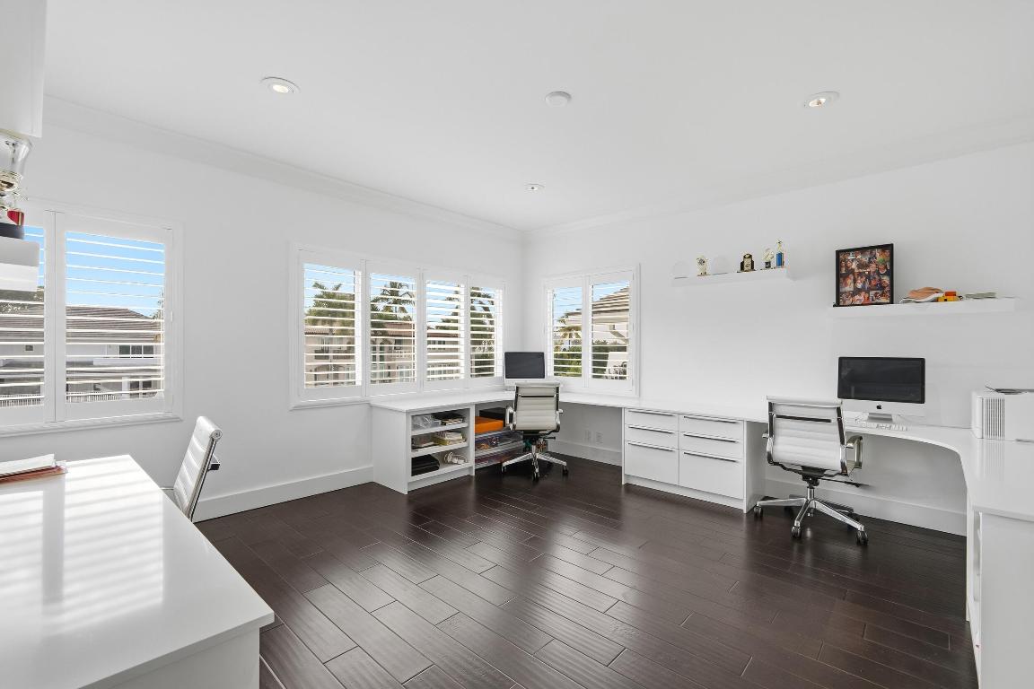 16430 NE 30th North Miami Beach, FL 33160