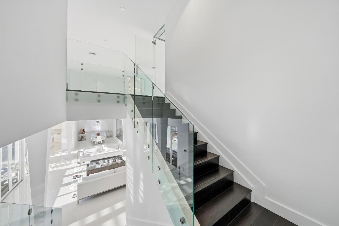 16430 NE 30th North Miami Beach, FL 33160