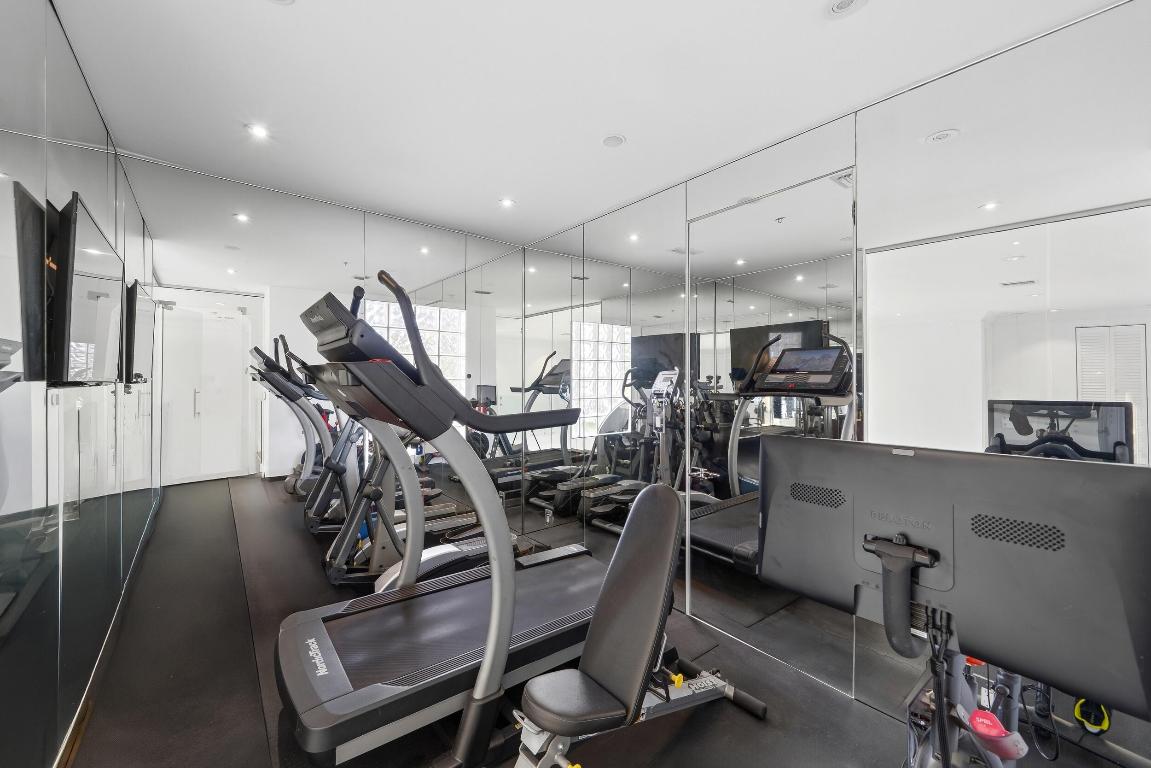 16430 NE 30th North Miami Beach, FL 33160