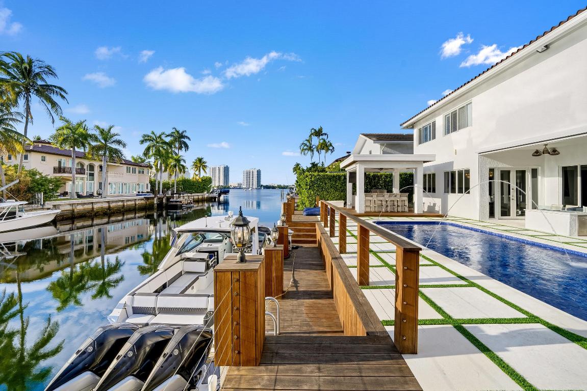 16430 NE 30th North Miami Beach, FL 33160