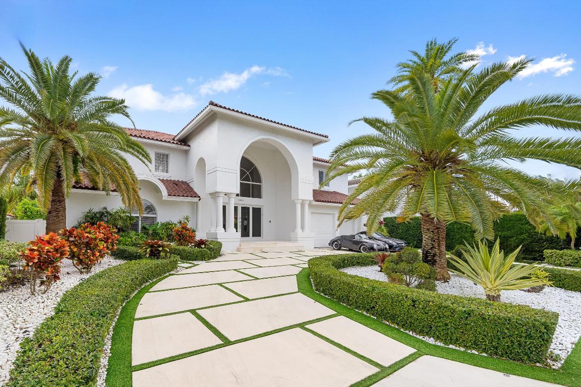 16430 NE 30th North Miami Beach, FL 33160