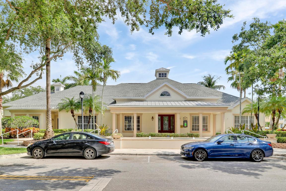 275 Murcia #212 Jupiter, FL 33458