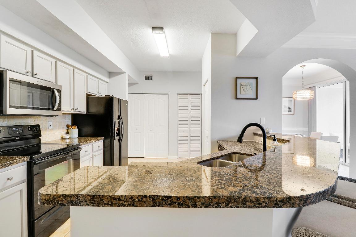 275 Murcia #212 Jupiter, FL 33458