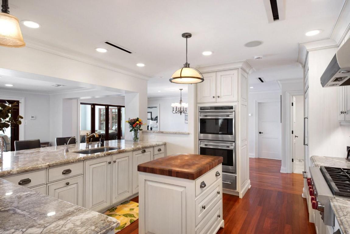 4555 W Tradewinds Fort Lauderdale, FL 33308