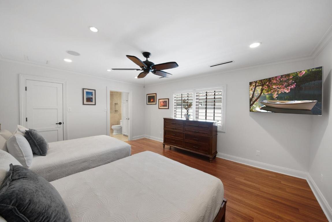 4555 W Tradewinds Fort Lauderdale, FL 33308