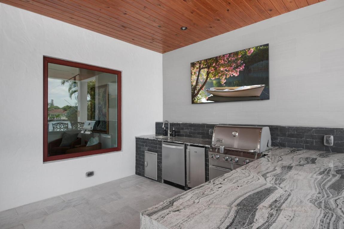 4555 W Tradewinds Fort Lauderdale, FL 33308