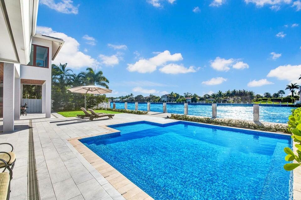 4555 W Tradewinds Fort Lauderdale, FL 33308