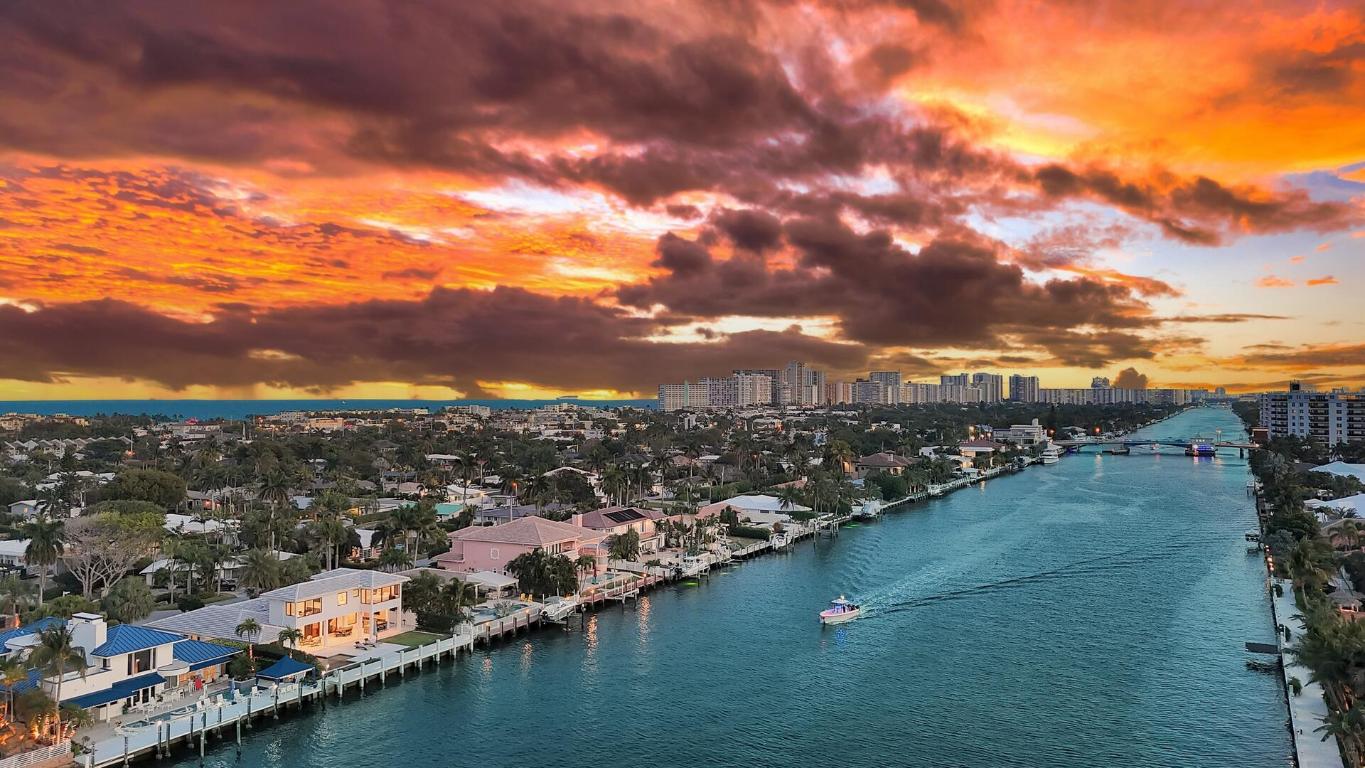 4555 W Tradewinds Fort Lauderdale, FL 33308