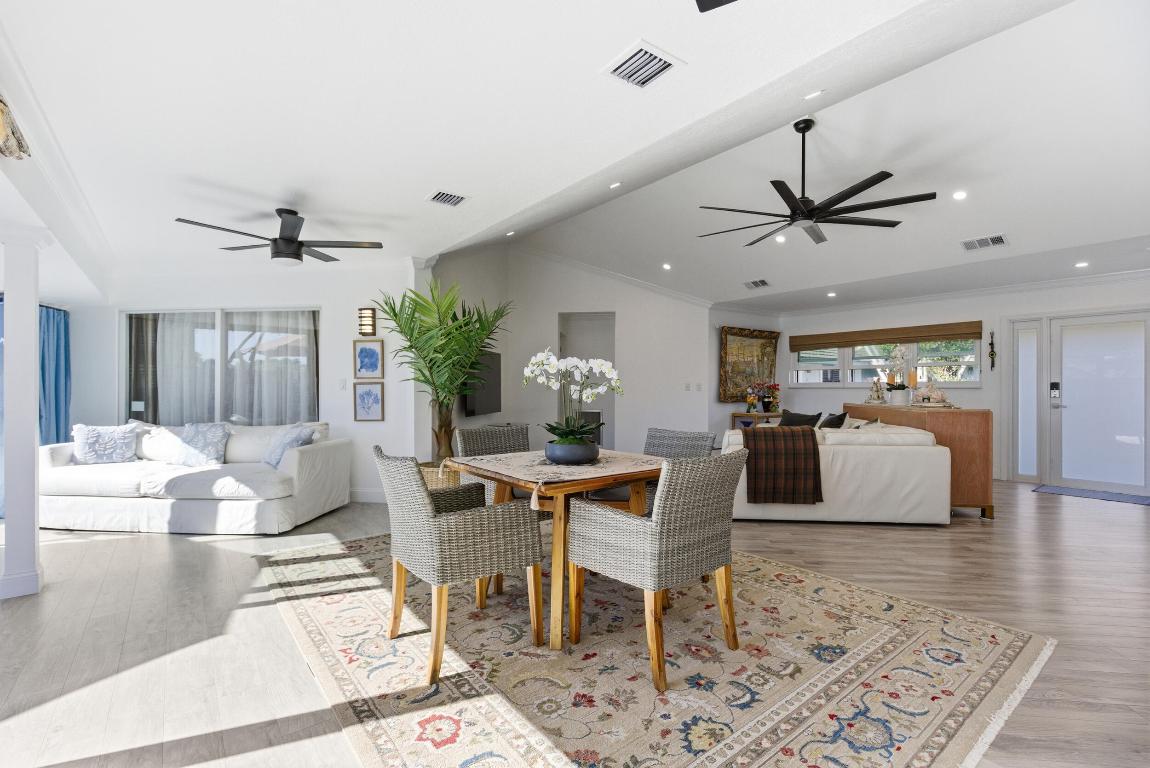 1127 E Seminole #24b Jupiter, FL 33477