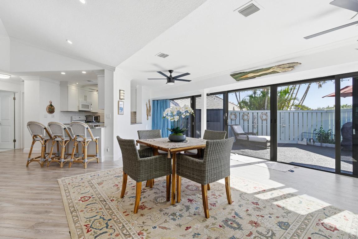 1127 E Seminole #24b Jupiter, FL 33477