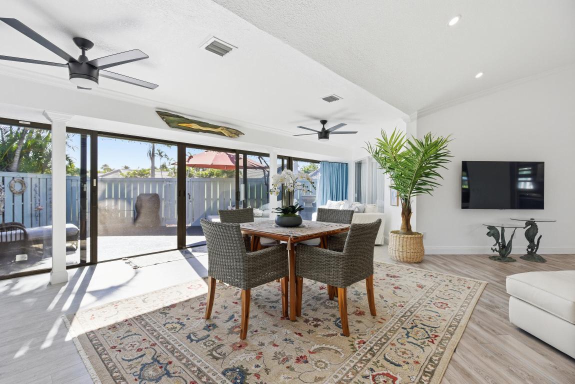 1127 E Seminole #24b Jupiter, FL 33477