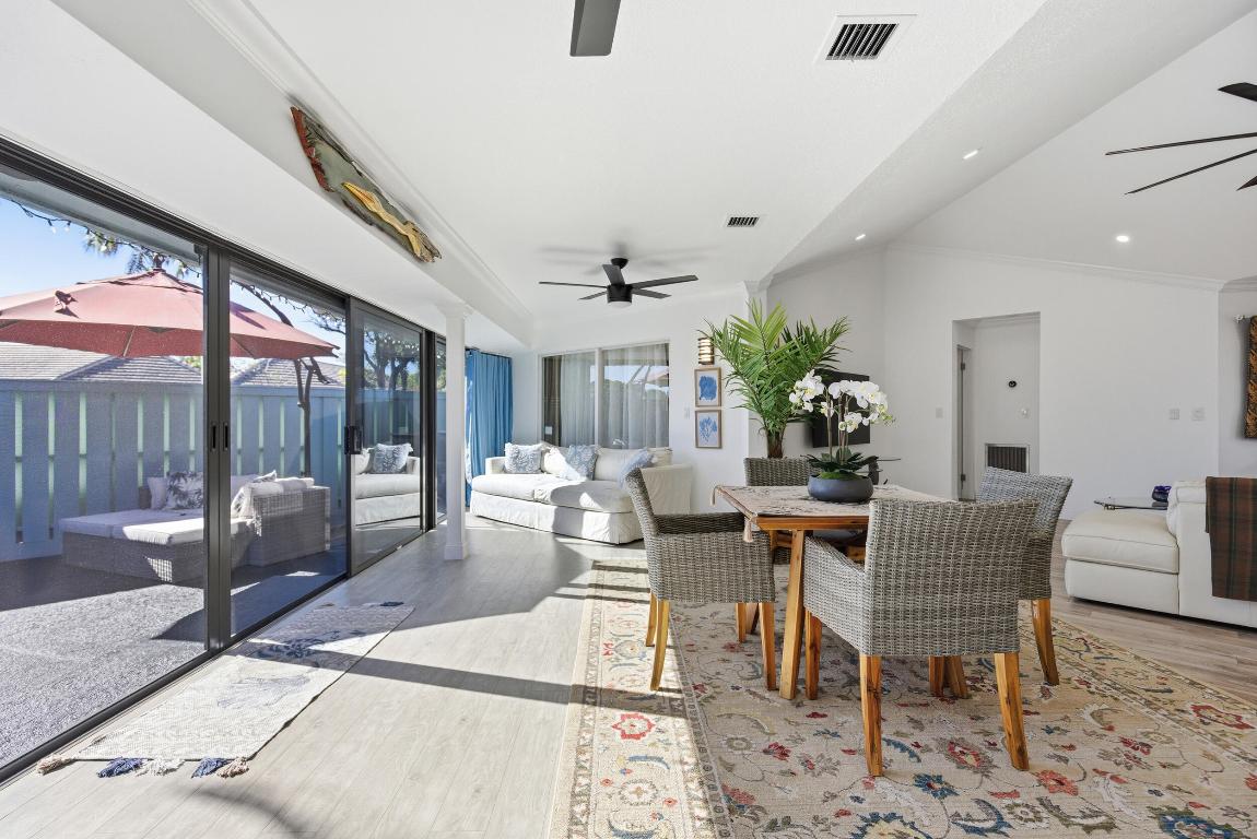 1127 E Seminole #24b Jupiter, FL 33477