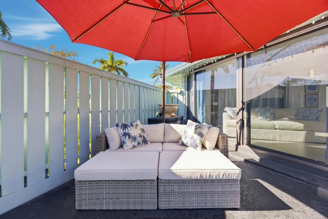 1127 E Seminole #24b Jupiter, FL 33477