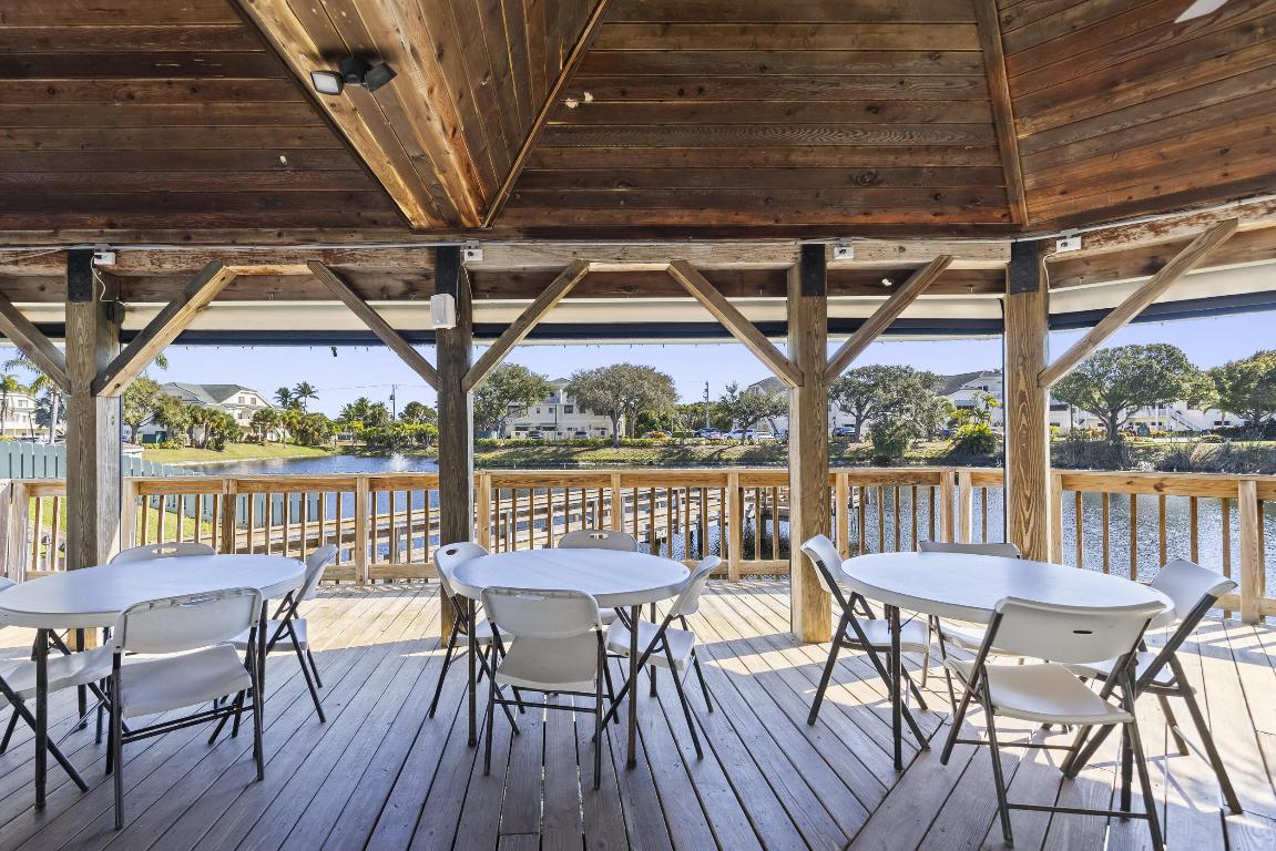 1127 E Seminole #24b Jupiter, FL 33477