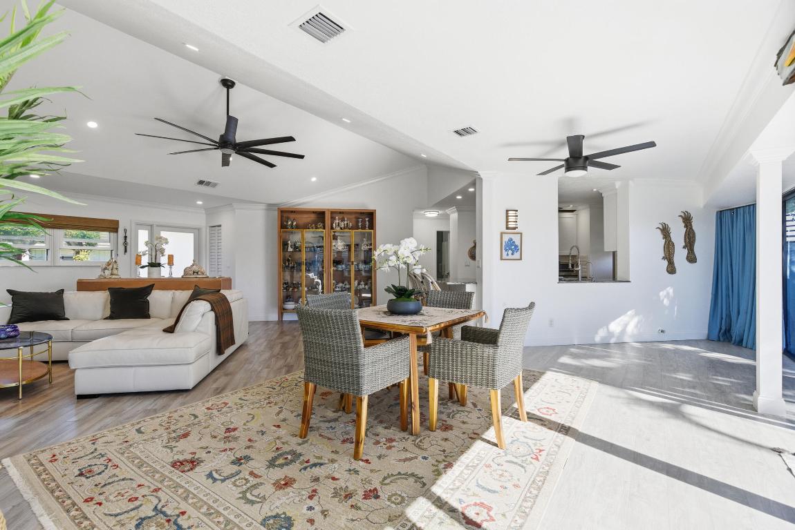 1127 E Seminole #24b Jupiter, FL 33477