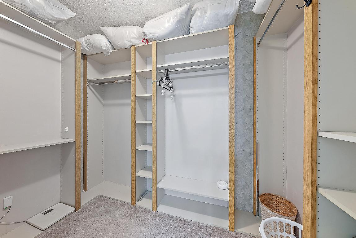 301 S Seas #305 Jupiter, FL 33477