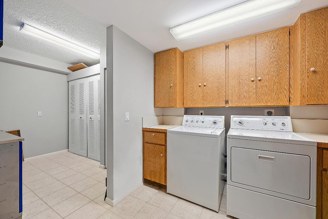 301 S Seas #305 Jupiter, FL 33477