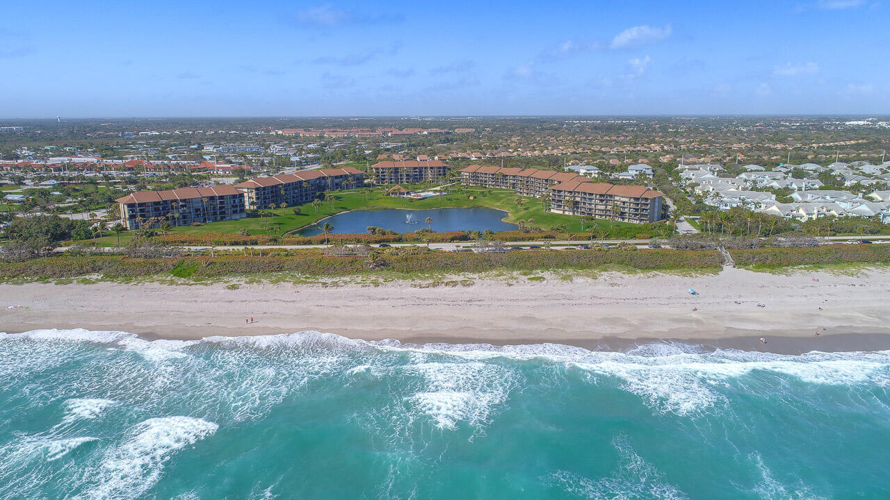 301 S Seas #305 Jupiter, FL 33477
