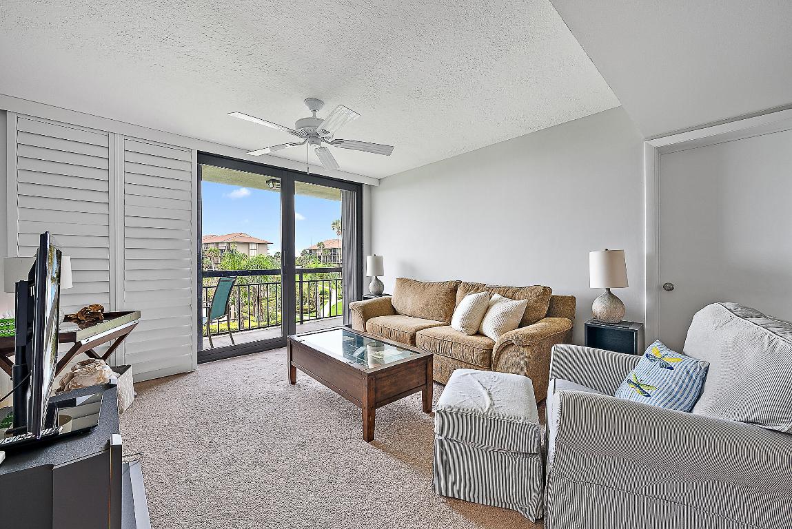301 S Seas #305 Jupiter, FL 33477