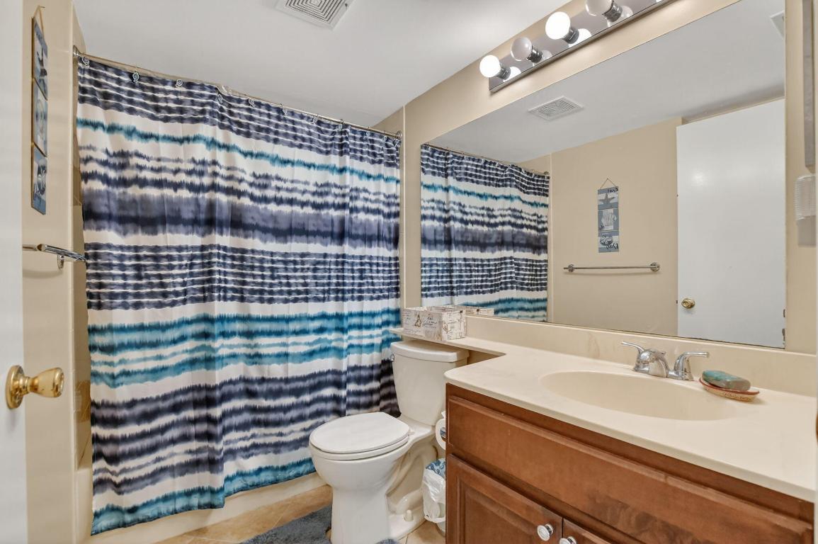 13791 Oneida #C2 Delray Beach, FL 33446