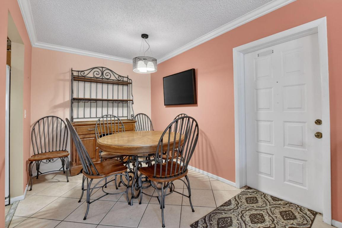 13791 Oneida #C2 Delray Beach, FL 33446