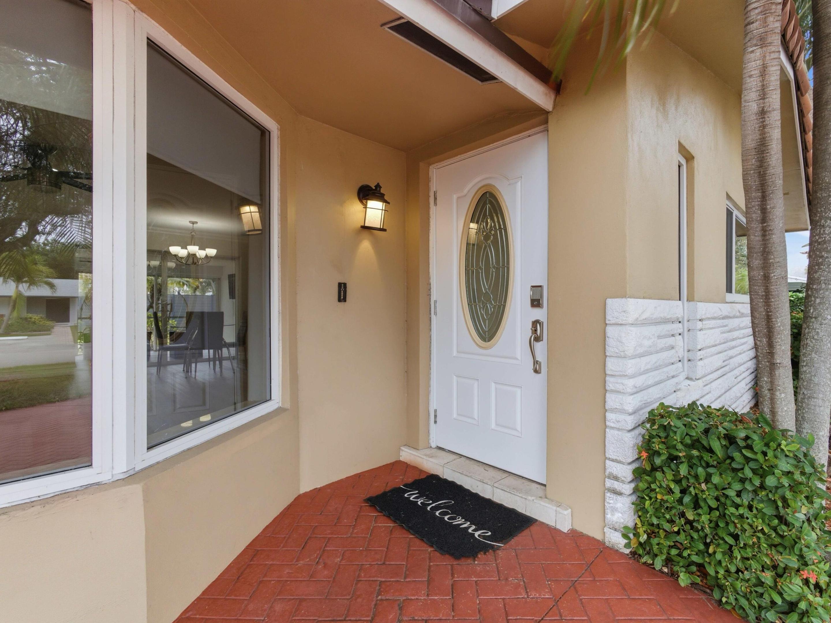 1921 NE 28th Lighthouse Point, FL 33064