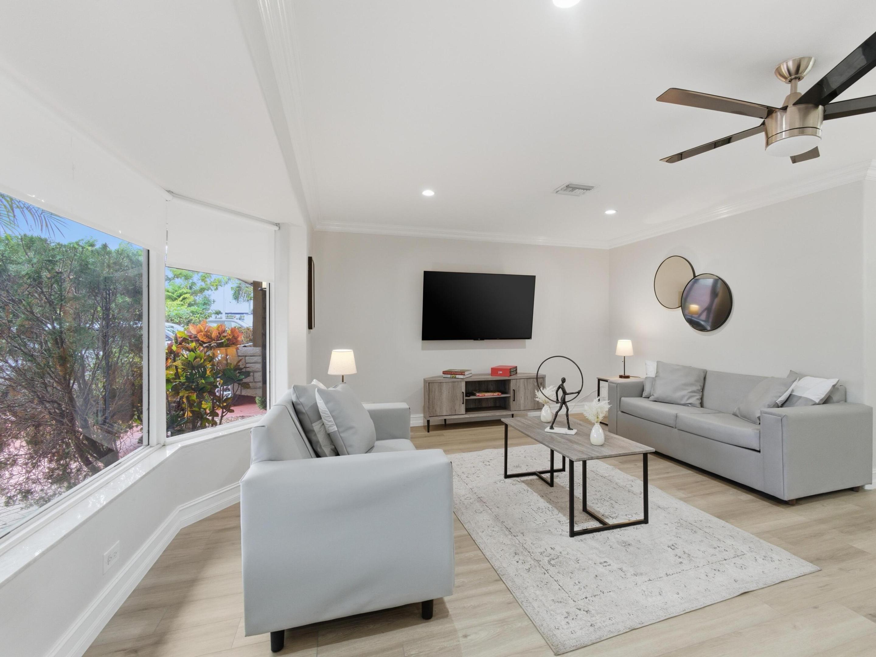 1921 NE 28th Lighthouse Point, FL 33064