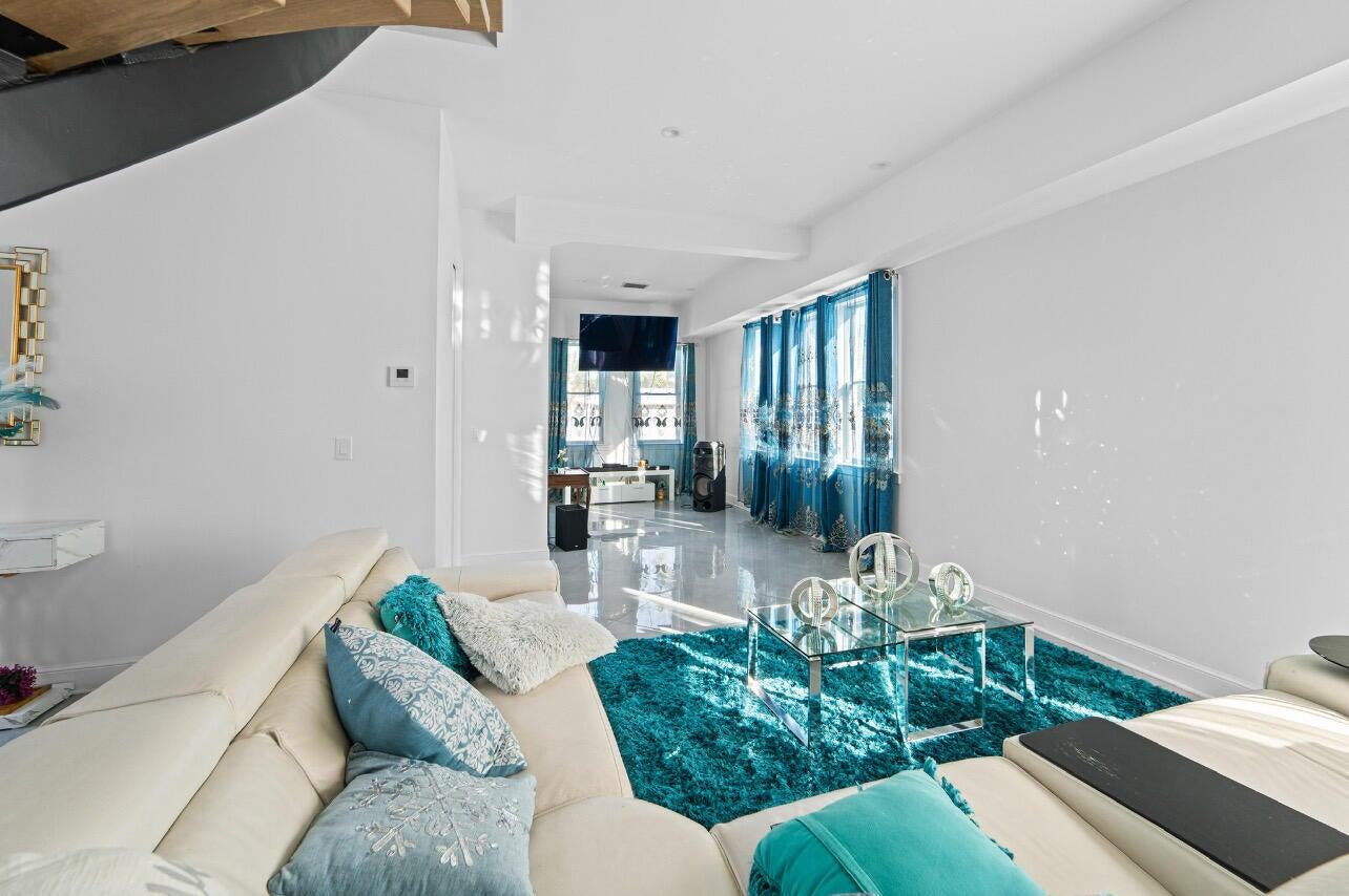 100 Norwood Rd Jupiter, FL 33469