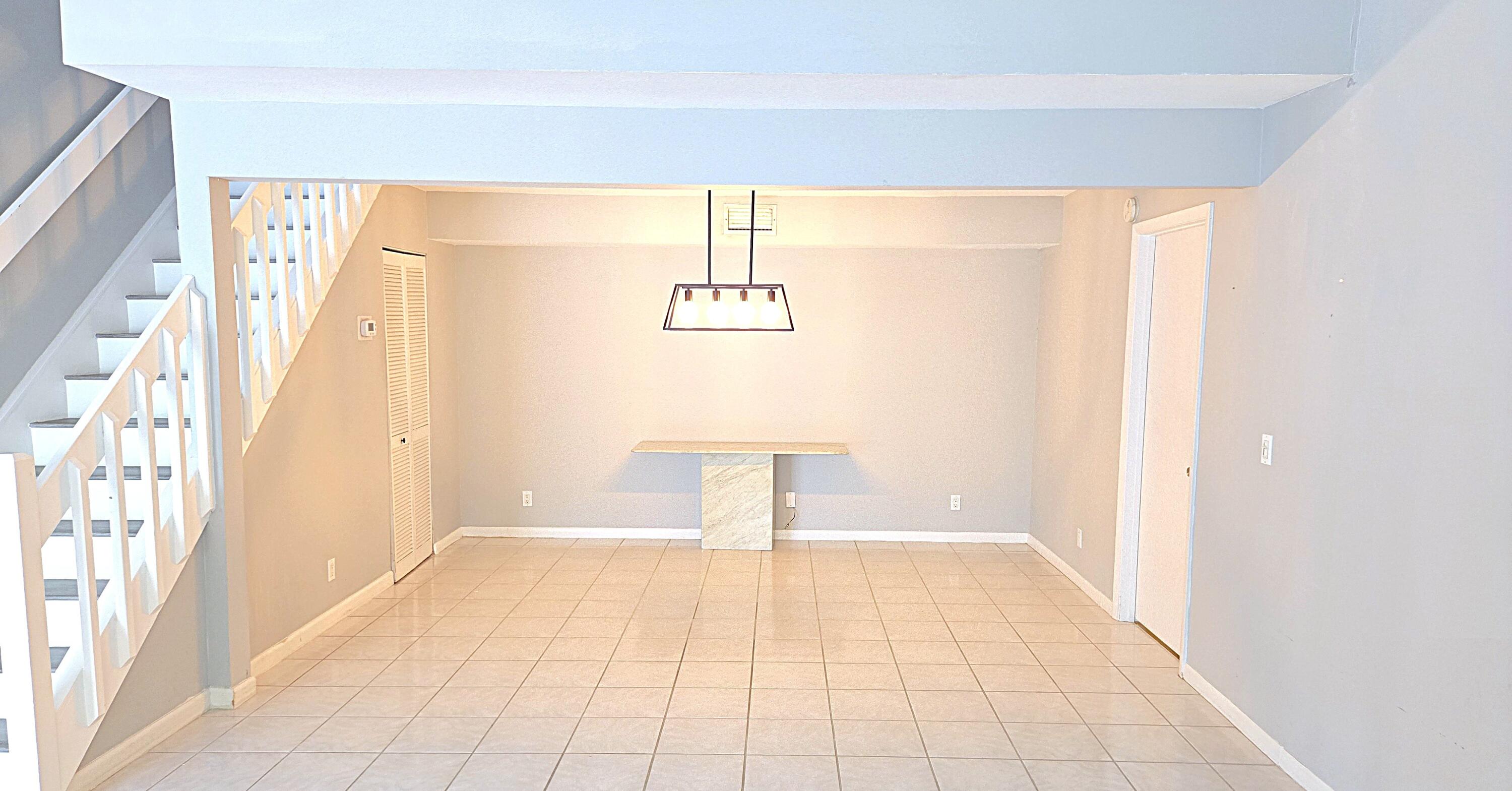 82 Maplecrest Jupiter, FL 33458